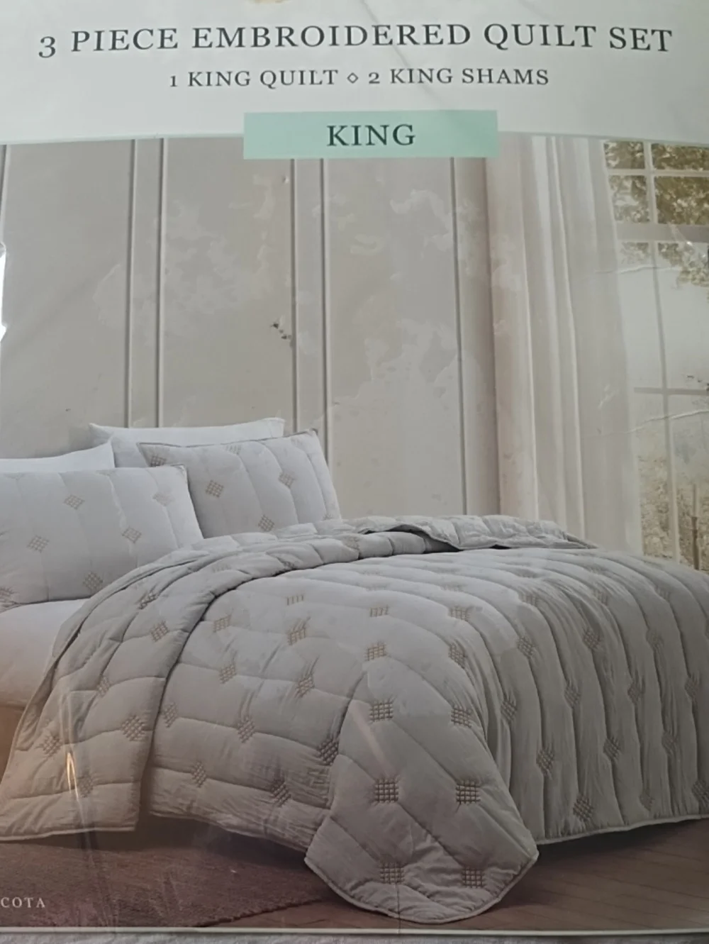 Nola 3pc Embroidered Quilt Set